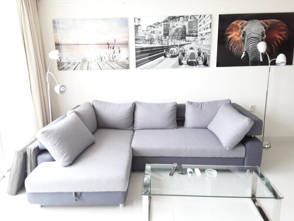 Apartamento Front Port Line Sleeps 6 Marbella Exterior foto